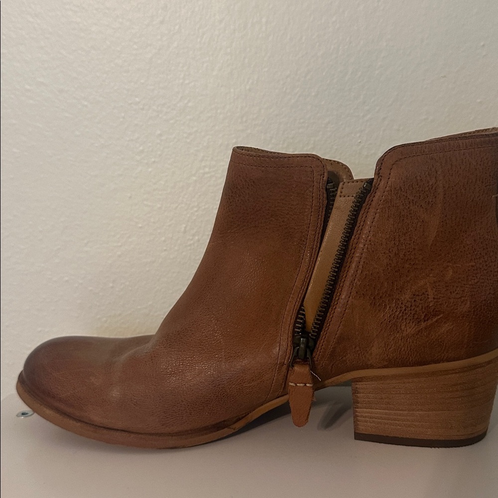 Clark’s Artisan Collection Cognac Tan Brown Leather Booties Size 11 - Picture 6 of 11